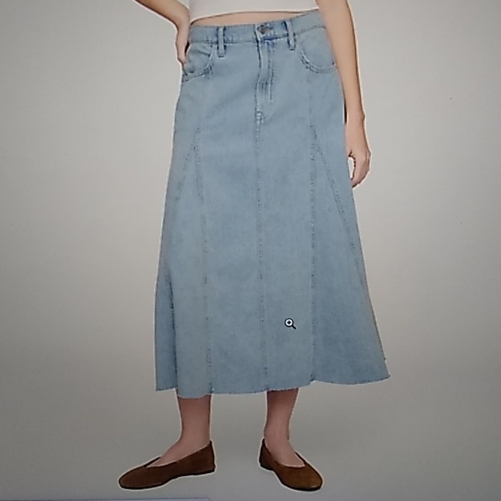 🆕 light blue denim skirt